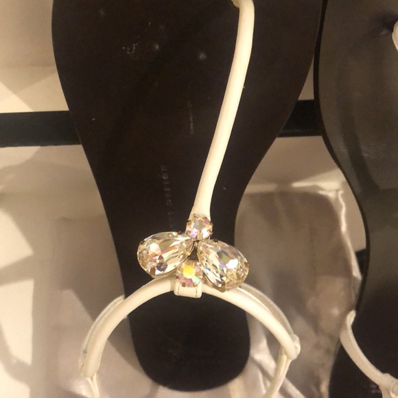 Giuseppe Zanotti crystal butterfly sandals - Picture 2 of 8